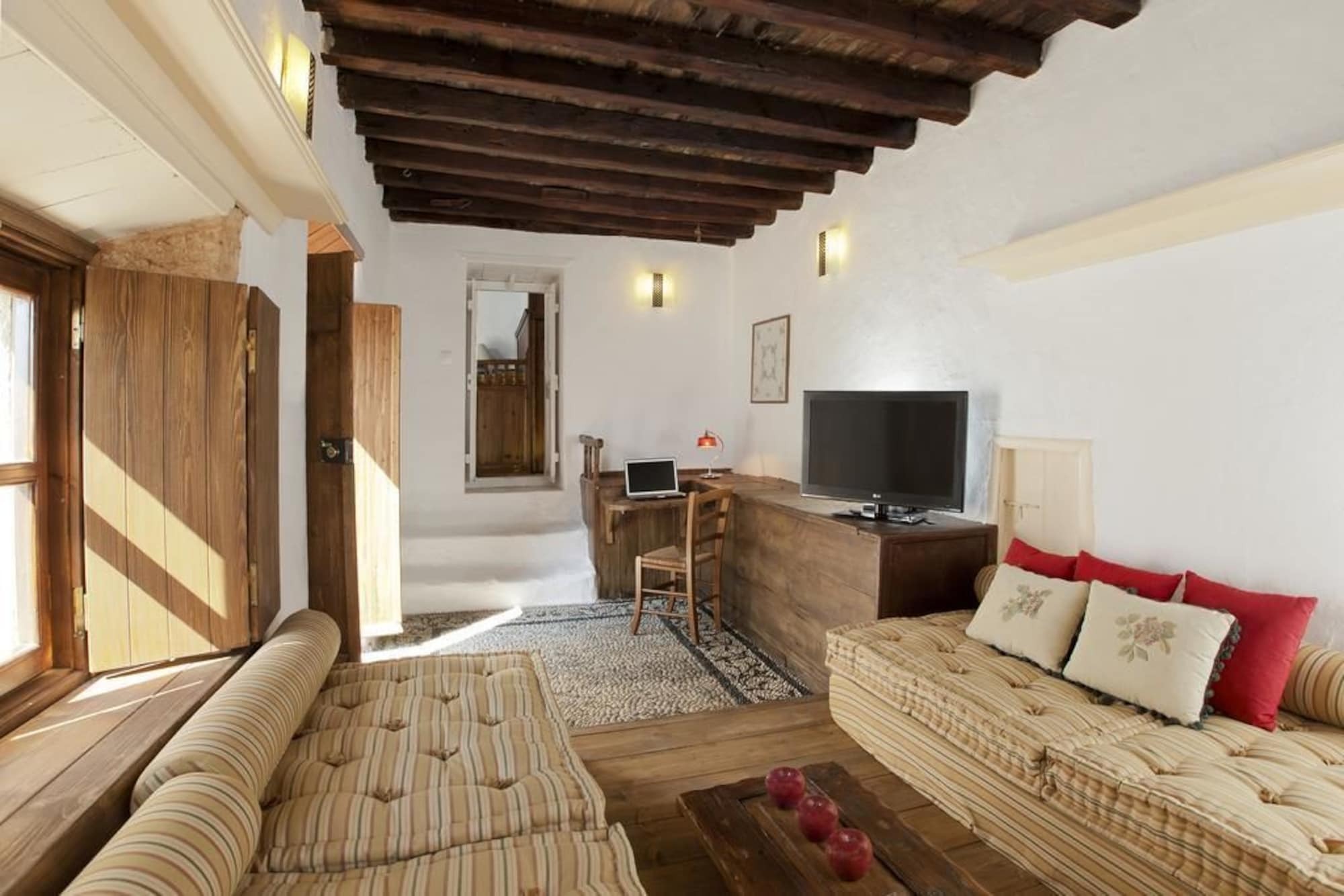 Casalindos Cottage Екстериор снимка